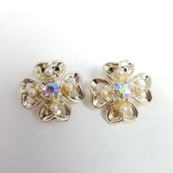 Vintage Rhinestone Center Flower Clip On Earrings Retro Light Gold Tone Setting - Picture 5 of 6